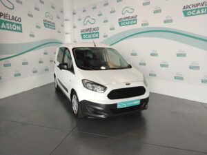 Ford Transit courier trend